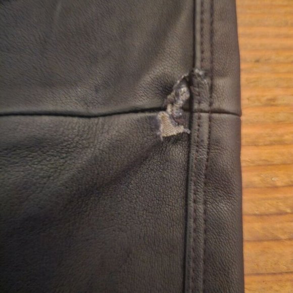 *GENETIC SHYA ZIP LEATHER CIGARETTE PANT COLOR NAVY/BLACK SZ 28 NEW WITH DEFECT - Picture 8 of 16